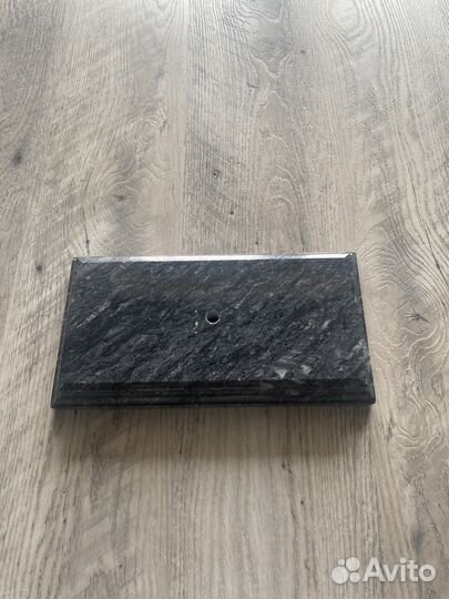 Подставка из мрамора