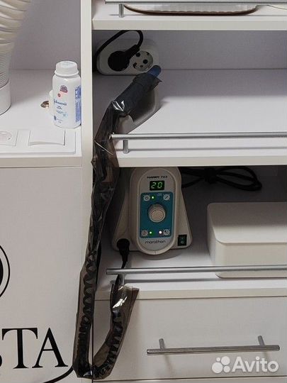 Аппарат для маникюра и педикюра