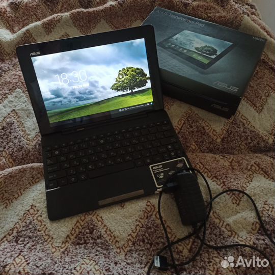 Планшет Asus transformer pad tf300g