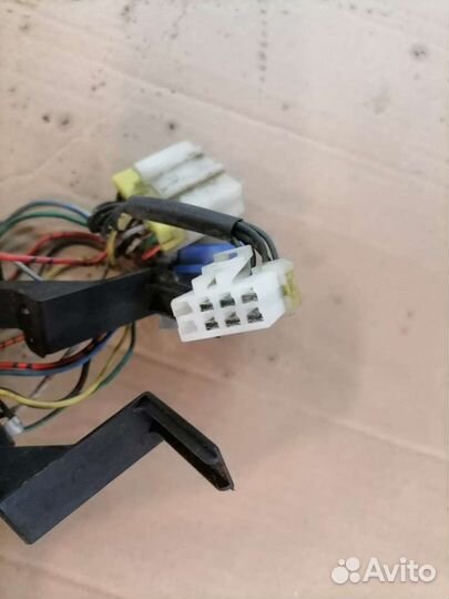 Кнопка стеклоподьемника nissan primera P10