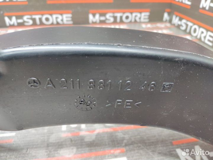 Воздуховод печки передний правый Mercedes-Benz