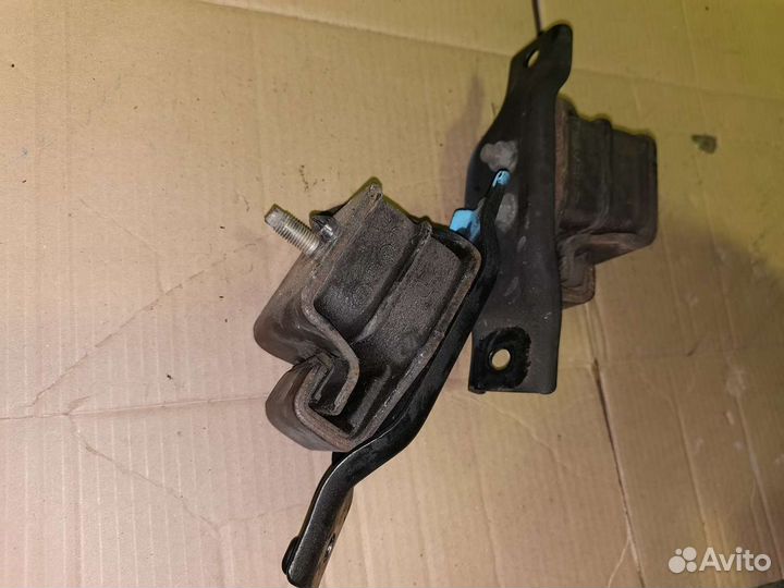 Подушка двигателя Subaru Impreza GG2 EJ15