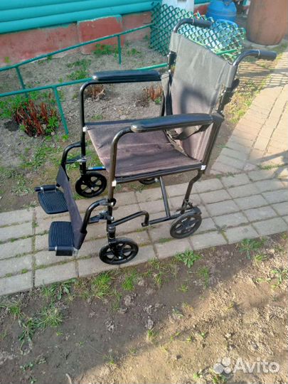 Инвалидная коляска новая