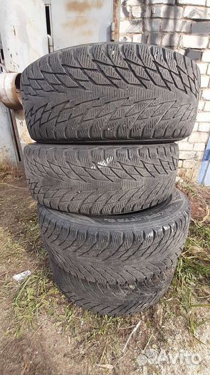 Nokian Tyres Hakkapeliitta R2 205/65 R15 99