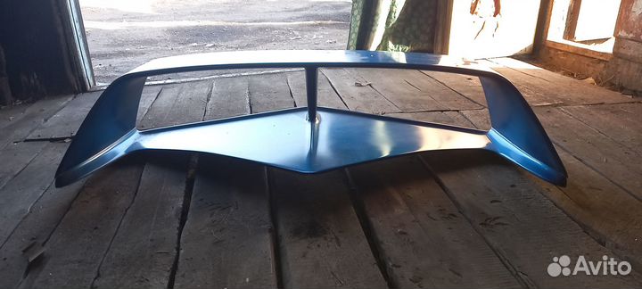 Продам спойлер на Mitsubishi Lancer Evolution