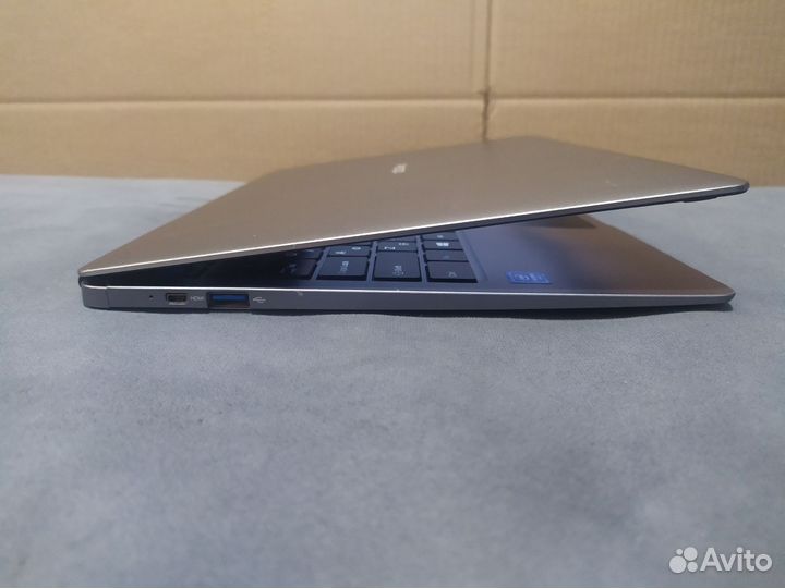 Prestigio smartbook 133s