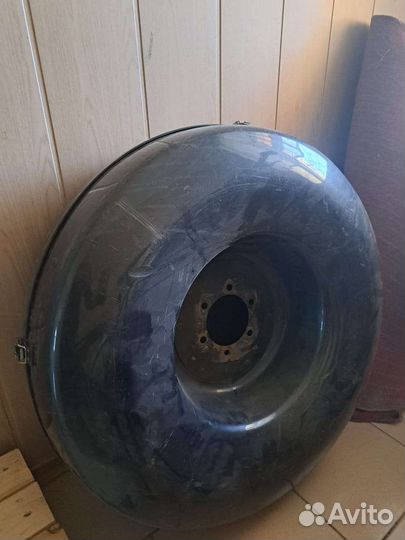 Чехол на запасное колесо