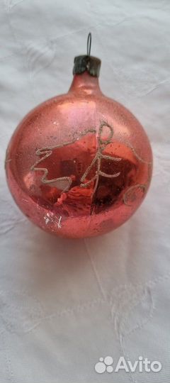Елочные игрушки СССР. Шар красный с рисунком