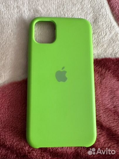 Чехол на iPhone 11