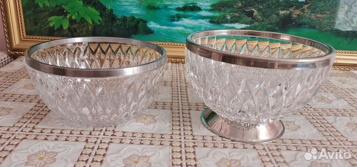 2 хрустальные вазы с мельхиоровым ободком.ссср