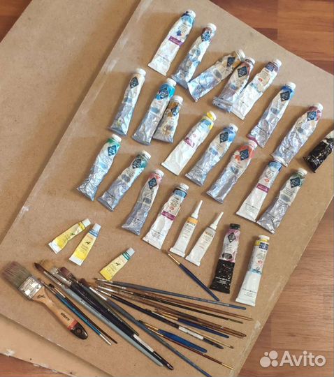 Планшет для рисования и краски