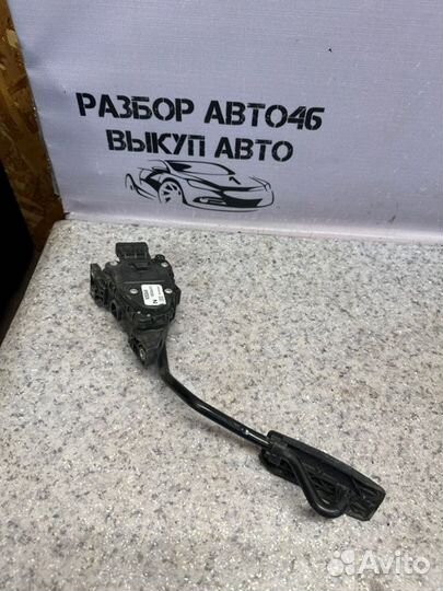 Педаль газа Nissan Primera P12
