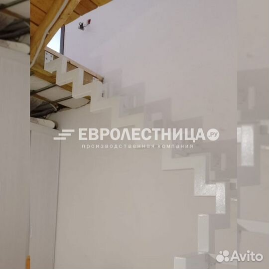 Лестница на второй этаж