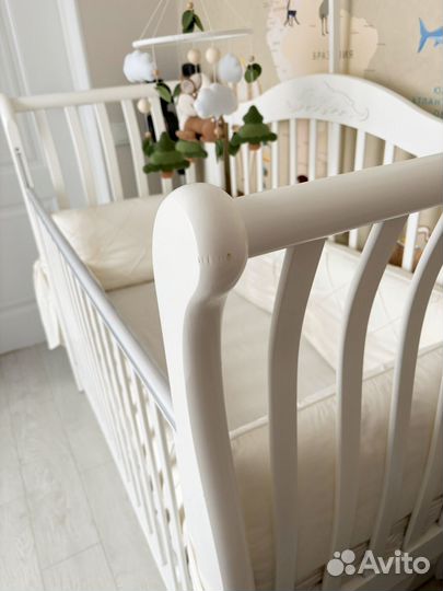 Кроватка гандылян из массива бука с маятником,ящик