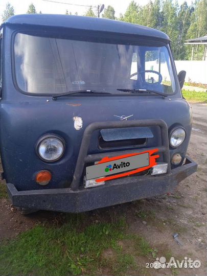 УАЗ 452 Буханка цельнометаллический, 2002