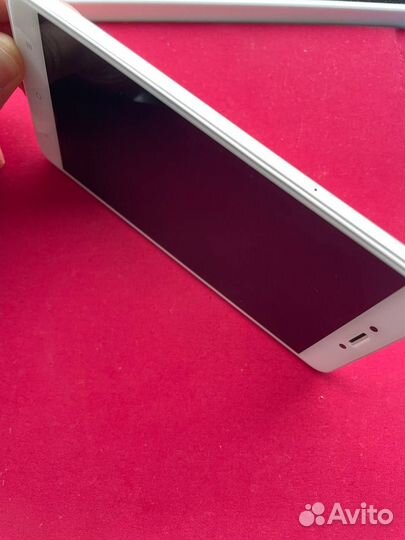 Xiaomi Redmi 4X, 3/32 ГБ