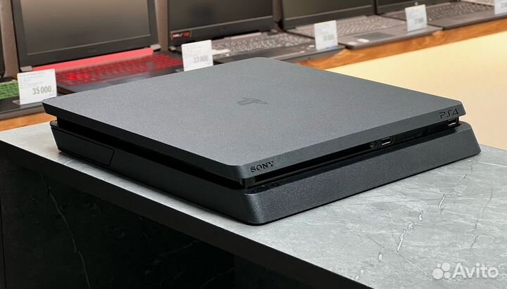 PS4 Slim 1TB / 1 геймпад / 9.03/ Gran Turismo 7