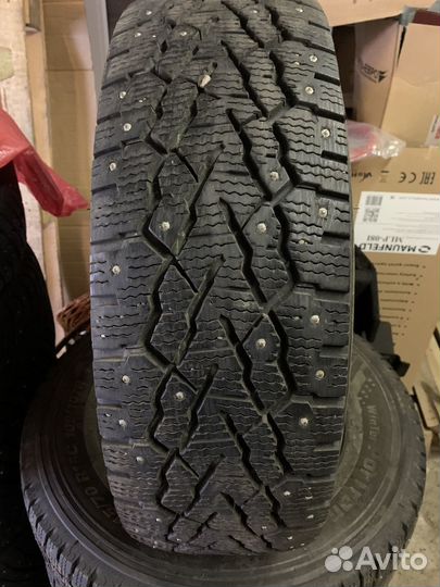 Kumho Winter Portran CW11 215/70 R15C 109R