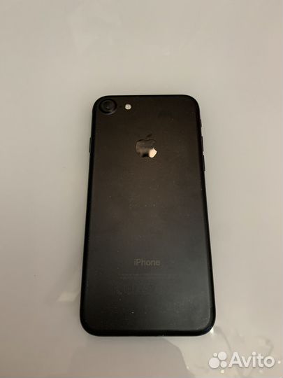 iPhone 7, 32 ГБ