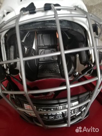 Хоккейный шлем bauer, ссм и reebok, размеры S, L