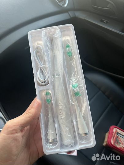 Электрияеска зубная щетка