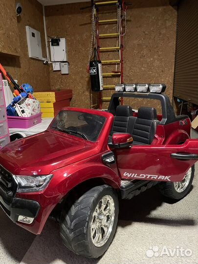 Электромобиль