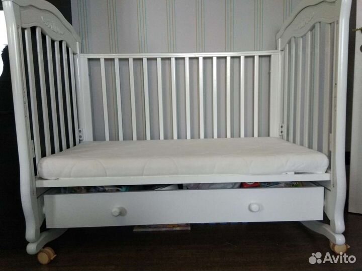 Детская кроватка-качалка Гандылян