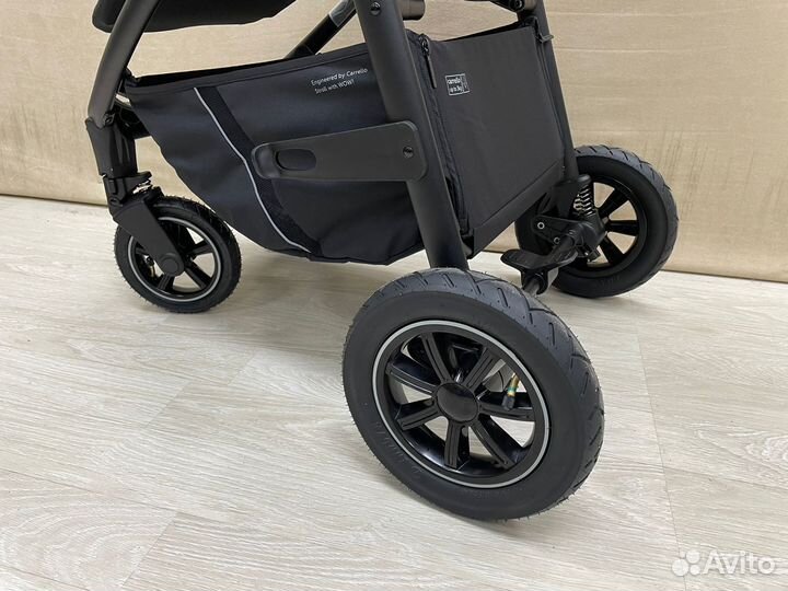 Коляска Carrello