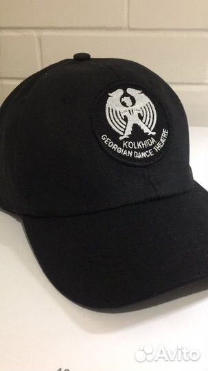 Машинная вышивка на бейсболке