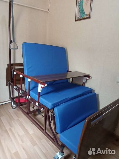 Медицинская кровать с электроприводом