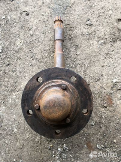 Цапфа поворотная со ступицей юмз