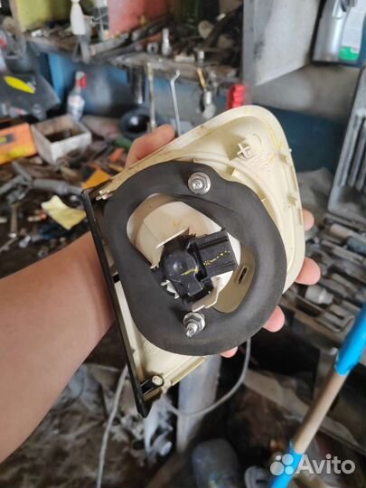 Задний фонарь volkswagen jetta 5