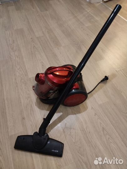Пылесос безмешковый Scarlet