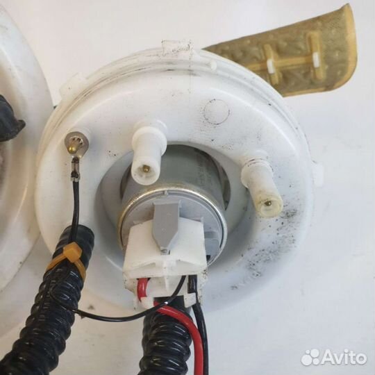 Насос топливный BMW 5 F10/F11/GTF07 2014г. 7274148