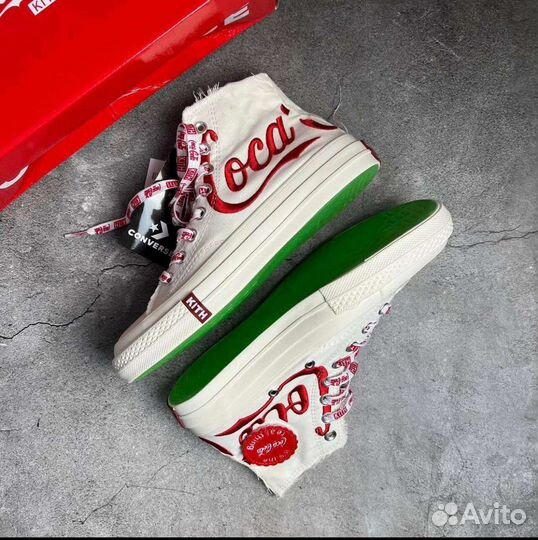 Брендовые кроссовки