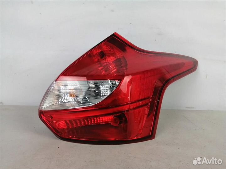 Фонарь задний правый Ford Focus 3 2011