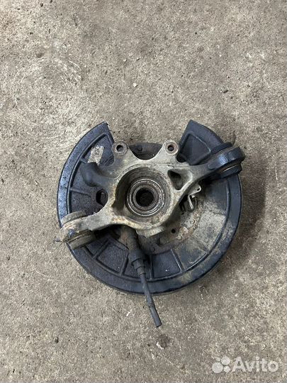 Ступица задняя левая и правая Land Rover Range Rov