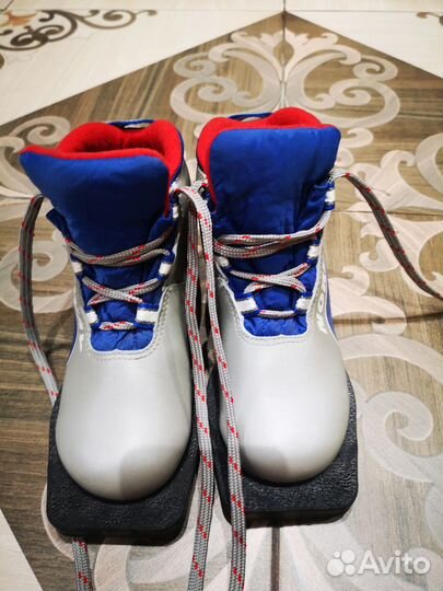 Лыжные ботинки 31р