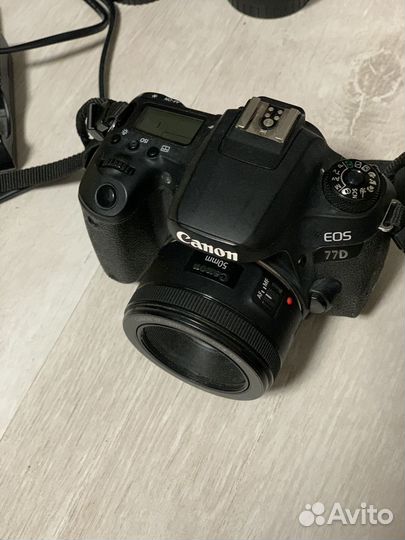 Фотоаппарат canon 77d eos + обьективы