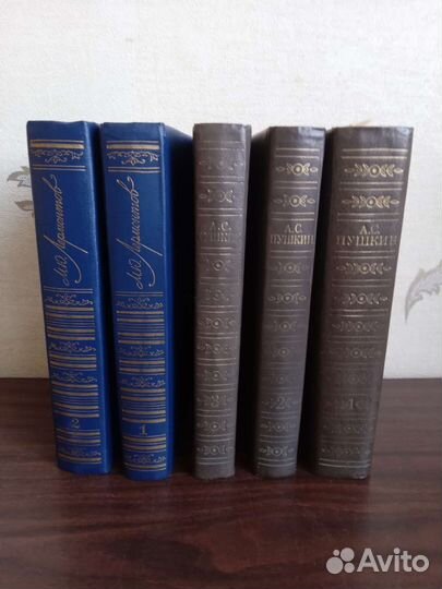 Книги. Тематика обширна. Цена указана в перечне