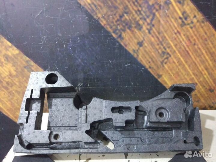 Отсек под инструмент Volkswagen Passat Variant B6