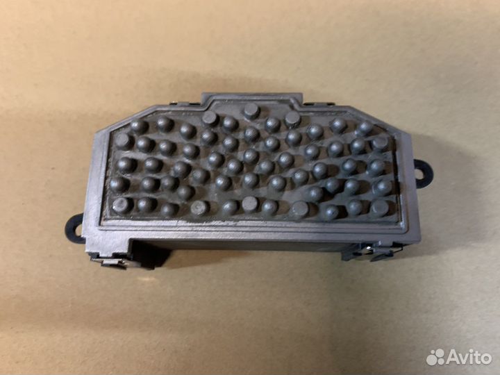 Резистор отопителя Skoda Octavia a5