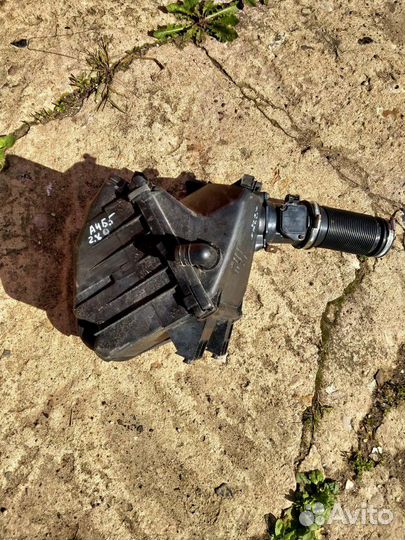 Корпус воздушного фильтра Ауди а4в5