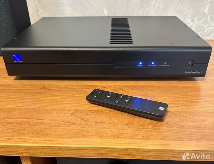 Регенератор питания PS Audio Stellar Power Plant