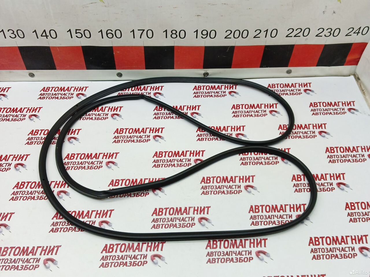 Уплотнитель двери передней левой Lixiang L7