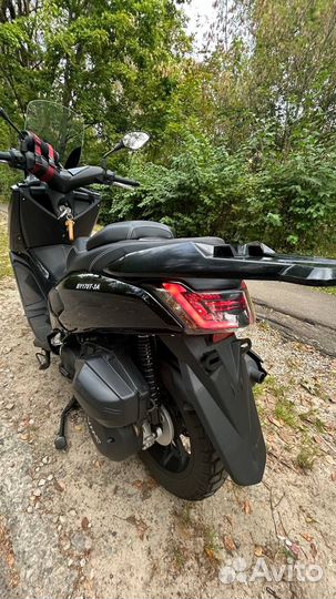 Макси скутер VMC MAX 200