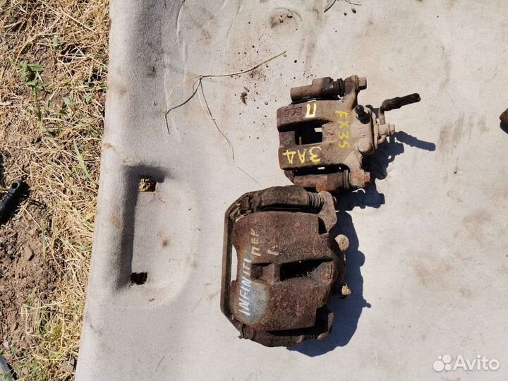 Infiniti FX35 суппорта