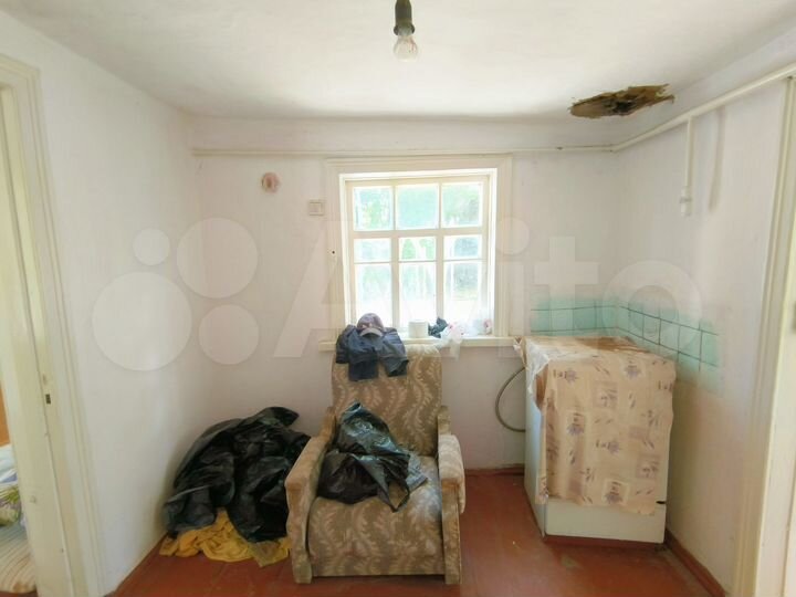 Дом 29 м² на участке 1,8 сот.