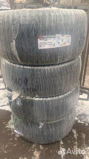 Yokohama W.Drive V905 275/40 R21 и 315/35 R21
