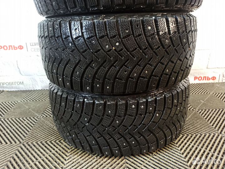 Michelin X-Ice North 4 225/45 R17 94T